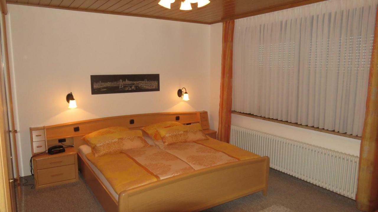 שליידן Ferienwohnung Panoramablick מראה חיצוני תמונה
